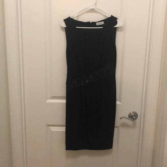 Dress - Picture 1 of 2